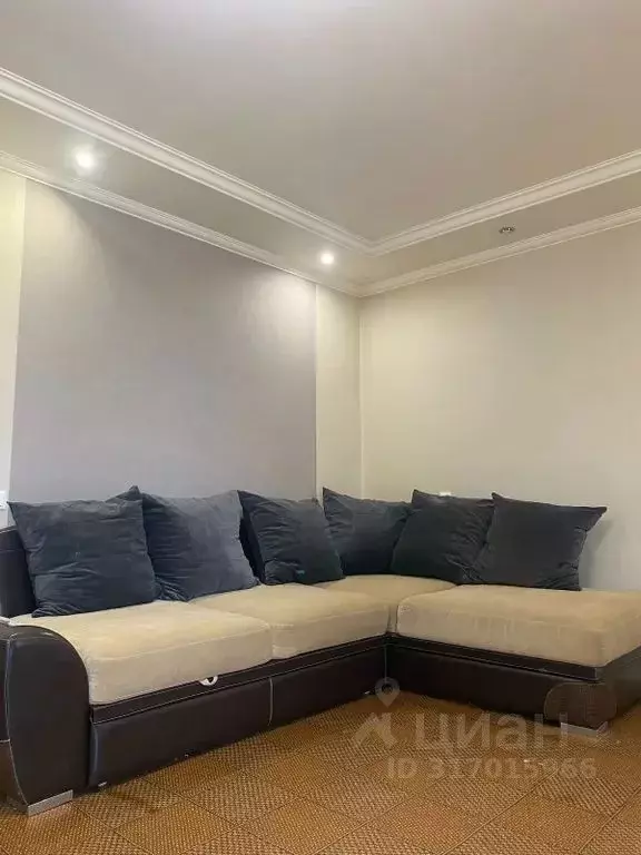 3-к кв. Татарстан, Казань ул. 2-я Азинская, 3В (90.0 м) - Фото 0