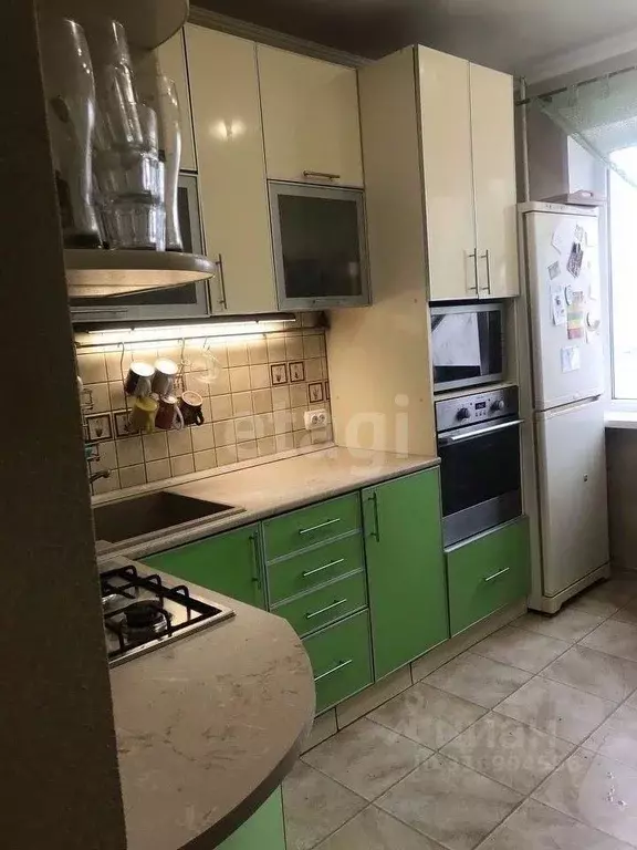 3-к кв. Белгородская область, Белгород ул. Чапаева, 24 (62.0 м) - Фото 0