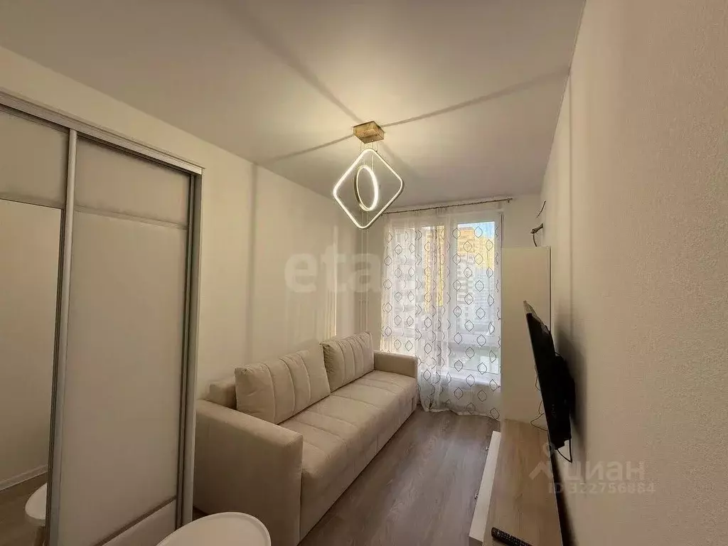 1-к кв. Тюменская область, Тюмень ул. Юрия Рогачева, 11к2 (30.0 м) - Фото 1