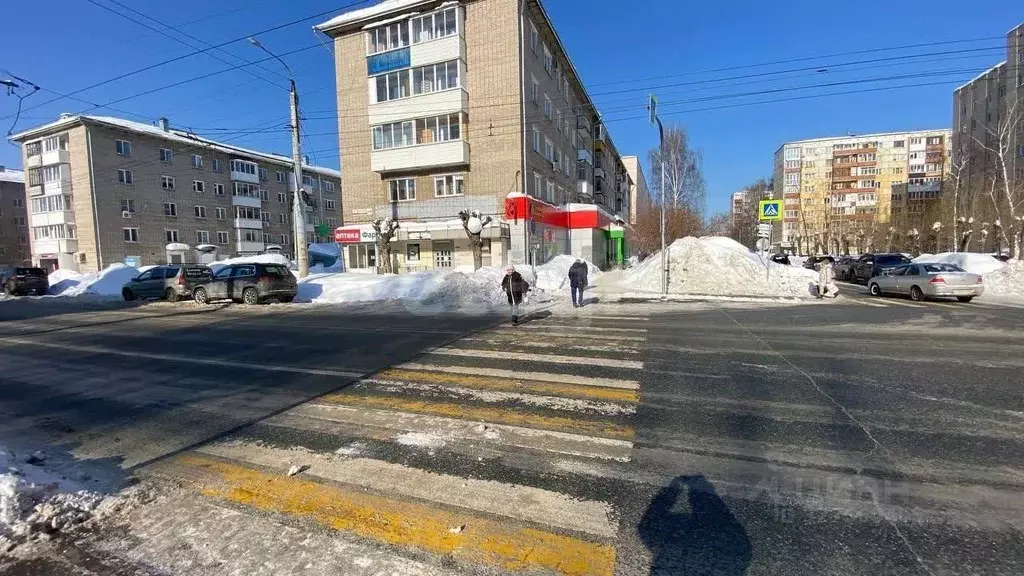 Помещение свободного назначения в Удмуртия, Ижевск Майская ул., 19 ... - Фото 1