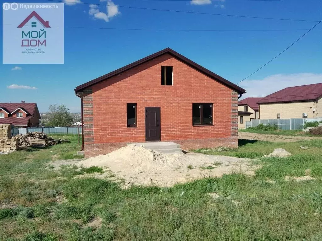Дом в Элиста, Яшалтинская улица (130 м) - Фото 0