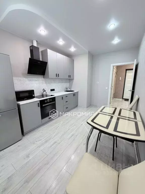 1-к кв. Татарстан, Казань ул. Родины, 24Г (39.5 м) - Фото 2