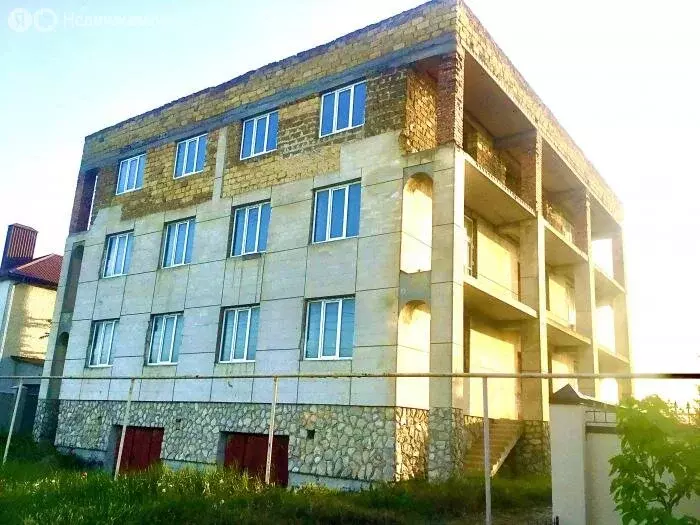 Дом в Уютное, улица Отар-Мойнак, 43 (979 м) - Фото 1