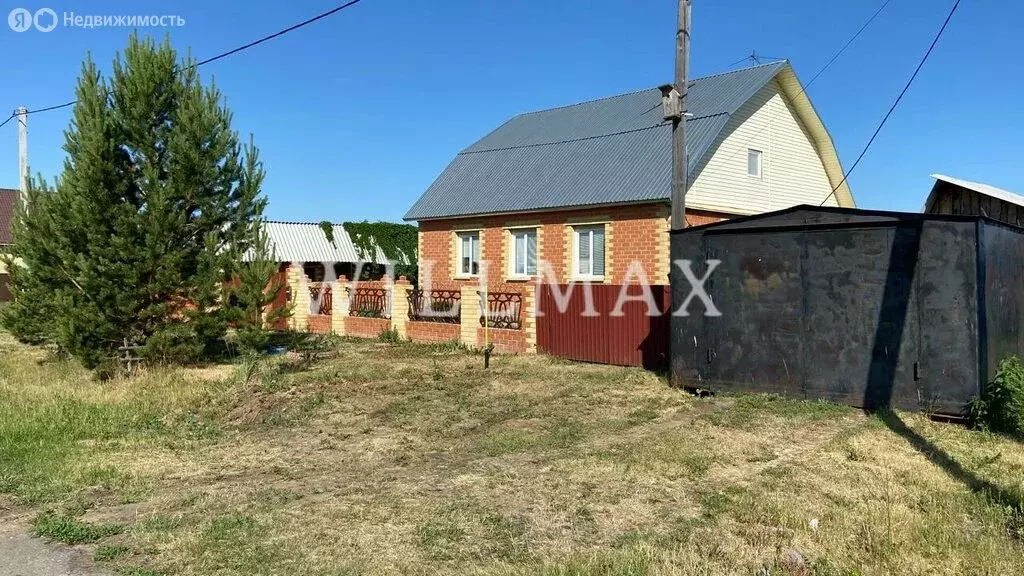 Дом в Ялуторовский район, деревня Осинова (120 м) - Фото 1