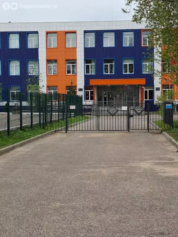 3-комнатная квартира: посёлок Новый Городок, 21 (63.3 м) - Фото 0