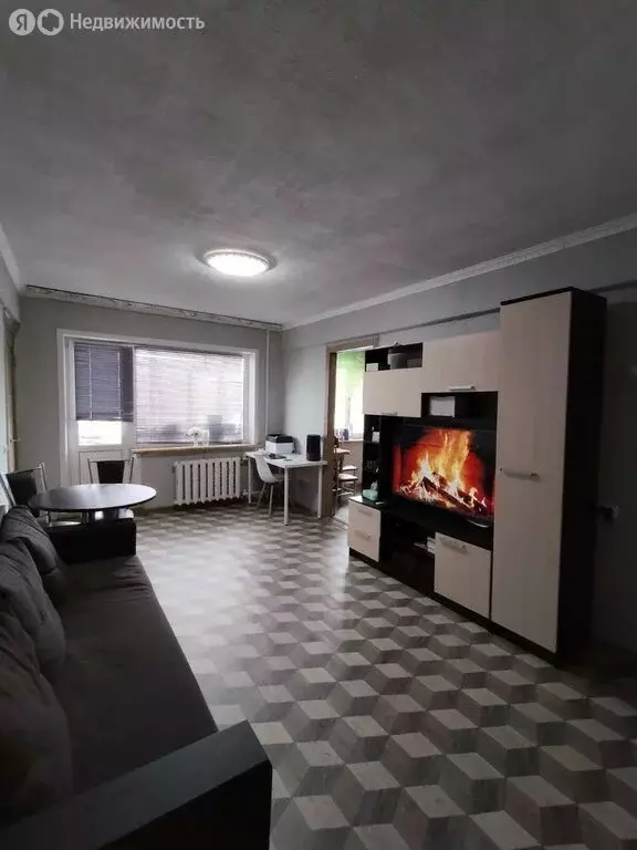 3-комнатная квартира: Ульяновск, улица Героев Свири, 18 (48.87 м) - Фото 1