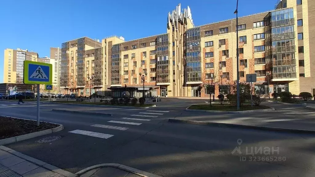 Торговая площадь в Красноярский край, Красноярск Регатная ул., 4 (80 ... - Фото 1