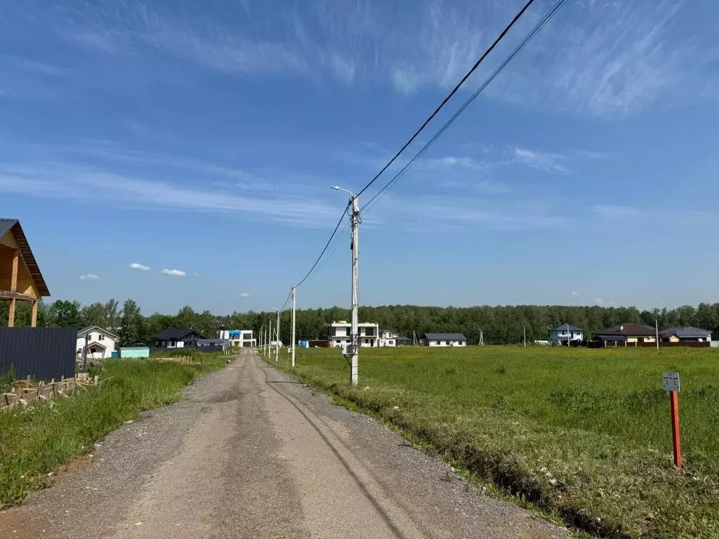 Участок в Московская область, Мытищи городской округ, с. Марфино ул. ... - Фото 0