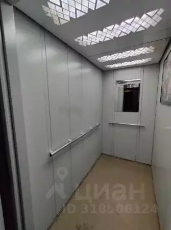 3-к кв. Саратовская область, Саратов ул. Имени Н.В. Кузнецова, 11 ... - Фото 0