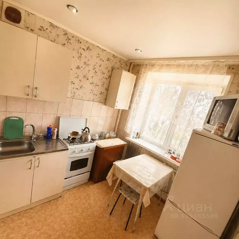 1-к кв. Саратовская область, Энгельс Полтавская ул., 15 (30.0 м) - Фото 1