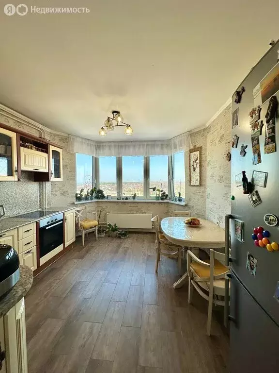 3-комнатная квартира: село Немчиновка, улица Связистов, 6 (76 м) - Фото 1