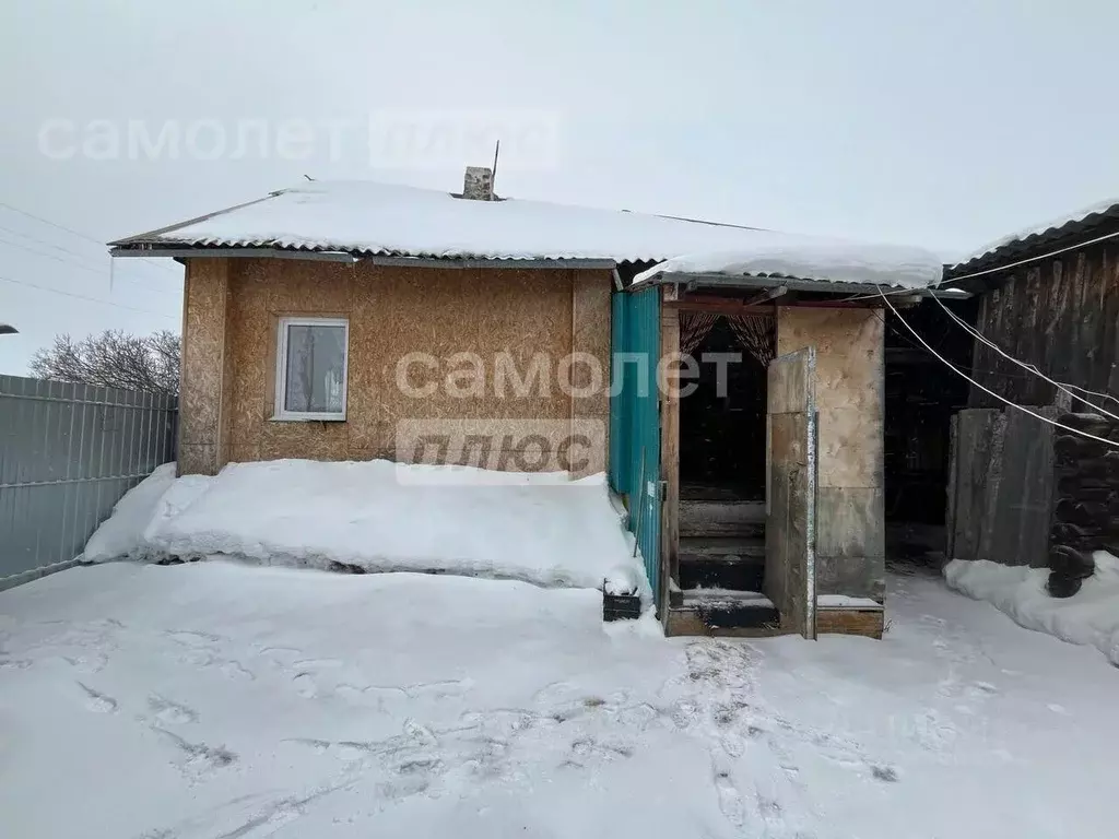 Дом в Свердловская область, Артемовский городской округ, с. Покровское ... - Фото 1