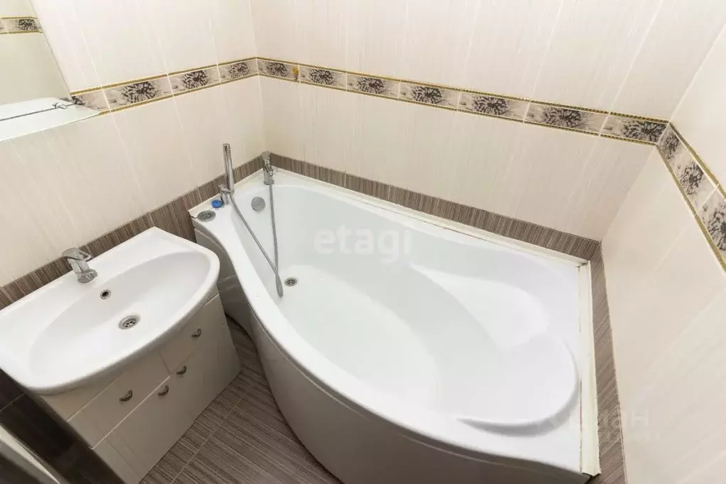 1-к кв. Тюменская область, Тюмень ул. Боровская, 8 (34.4 м) - Фото 1