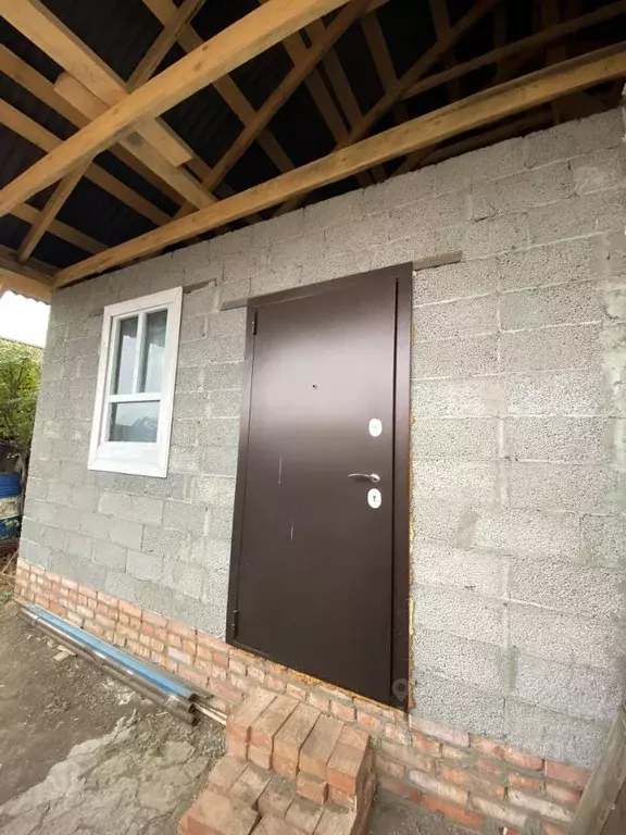 Дом в Саратовская область, Энгельсский район, Терновское муниципальное ... - Фото 1