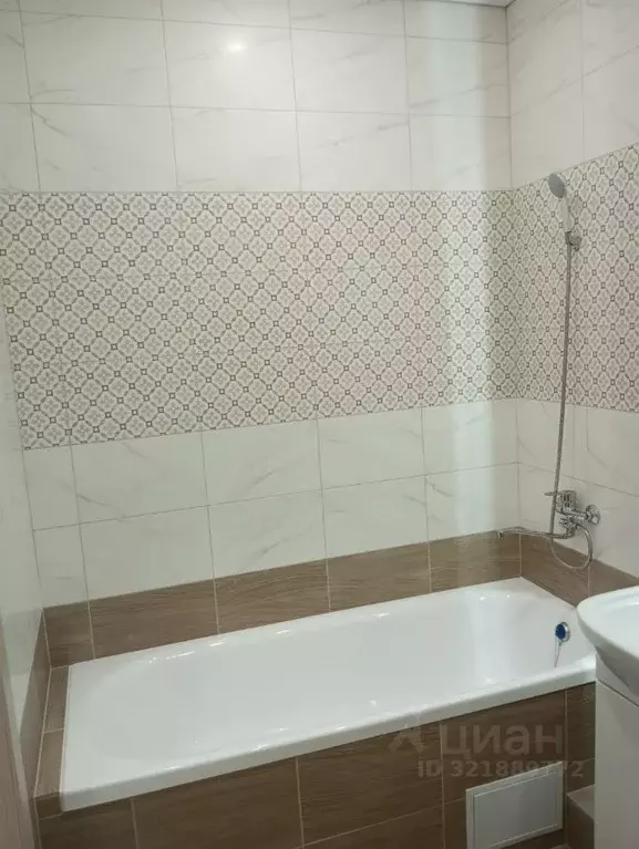 1-к кв. Хакасия, Абакан ул. Генерала Тихонова, 8/3 (40.0 м) - Фото 2