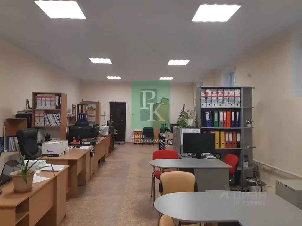 Офис в Севастополь ул. Сафронова, 3 (89 м) - Фото 1