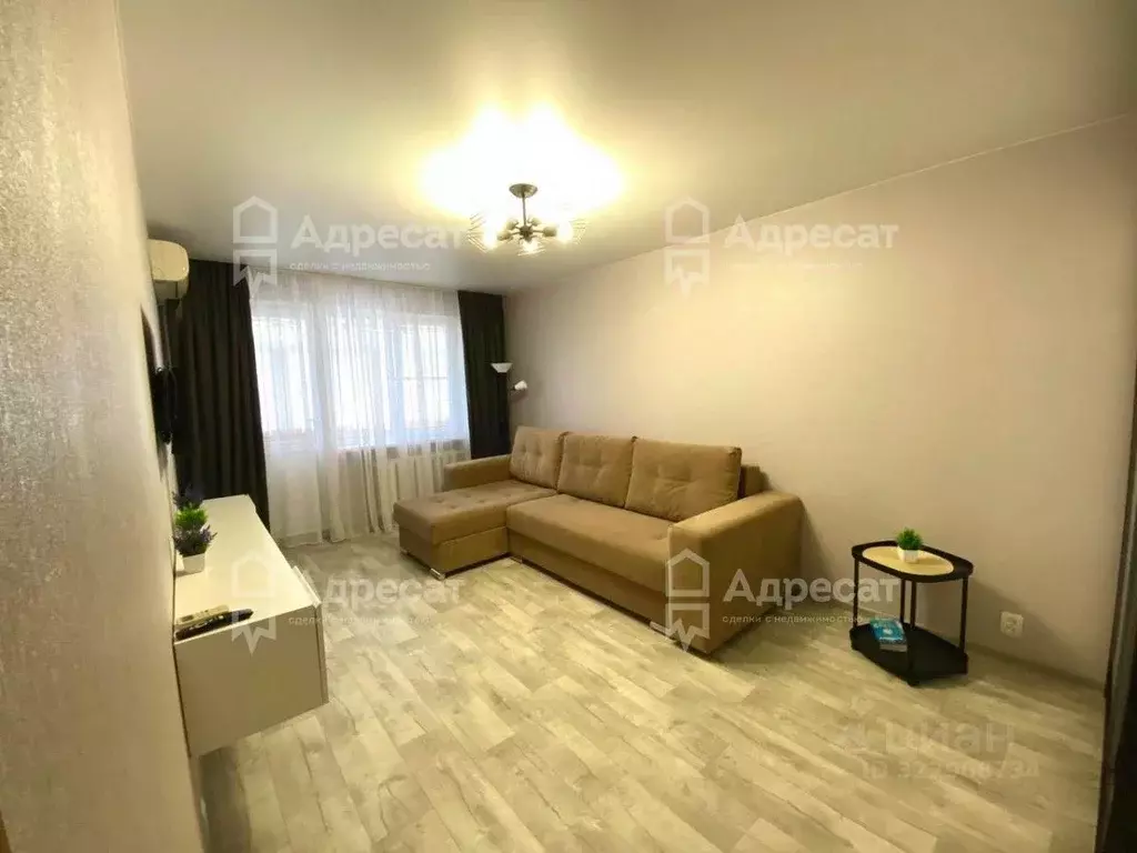 2-к кв. Волгоградская область, Волгоград бул. Энгельса, 3 (43.4 м) - Фото 1