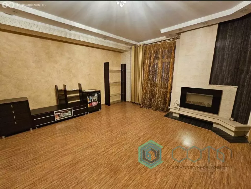 3-комнатная квартира: Калининград, Колхозная улица, 3-5 (117 м) - Фото 0