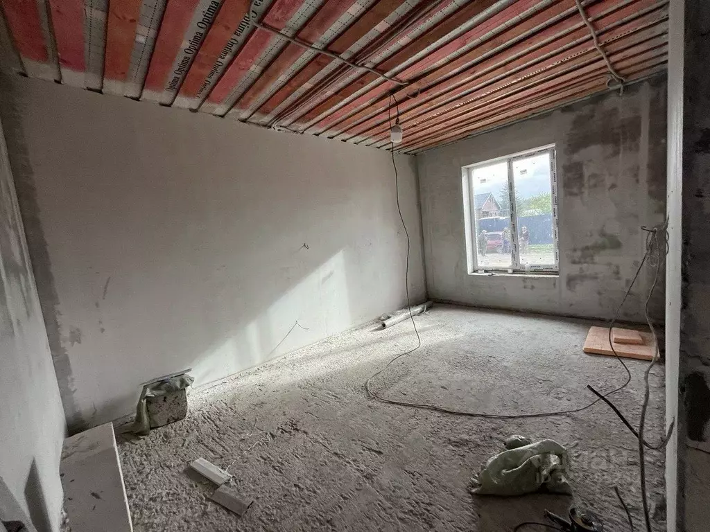 Дом в Курская область, Курский район, Полянский сельсовет, д. ... - Фото 1