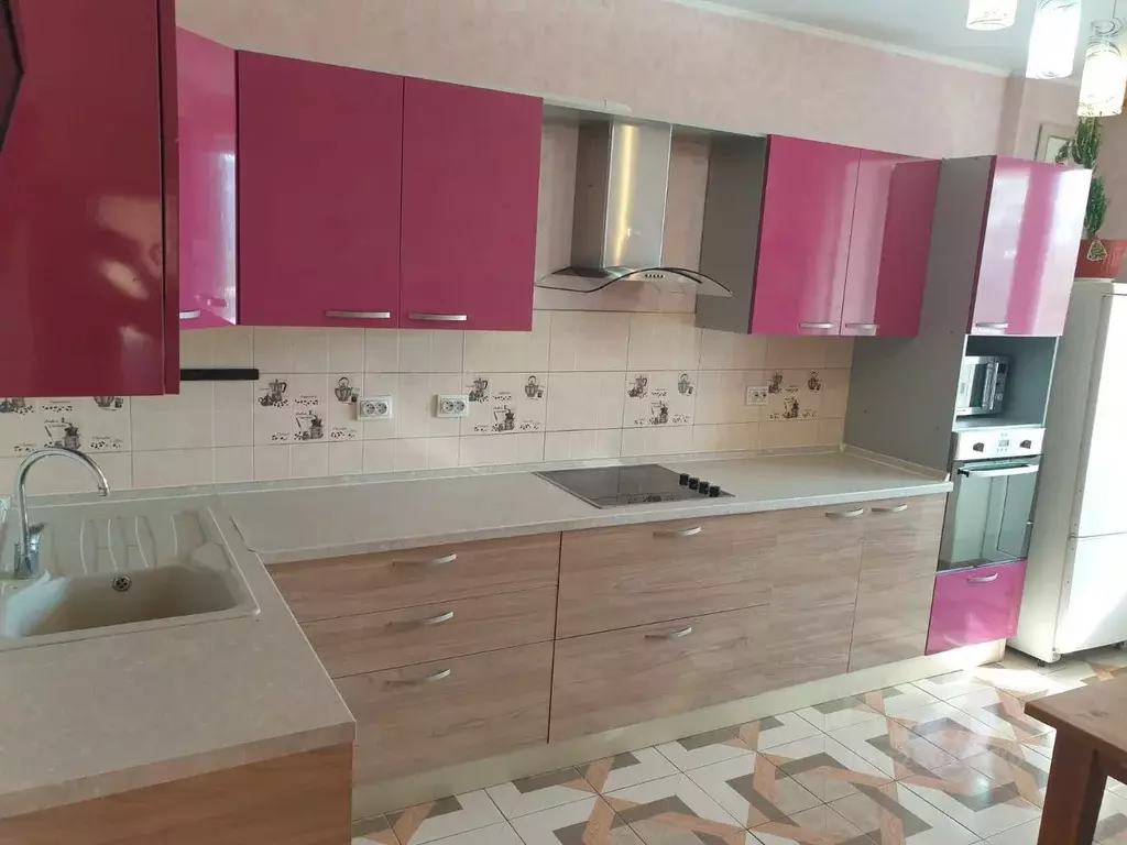 3-к кв. Курганская область, Курган ул. Куйбышева, 15 (114.0 м) - Фото 1