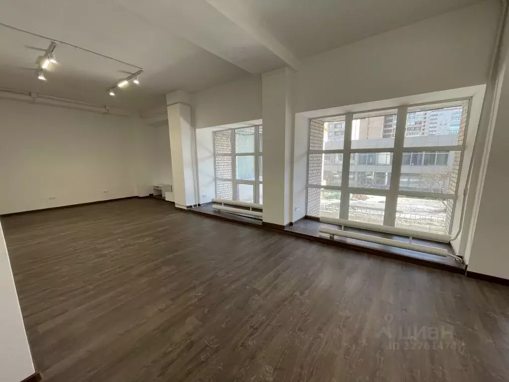 Помещение свободного назначения в Санкт-Петербург просп. Просвещения, ... - Фото 2