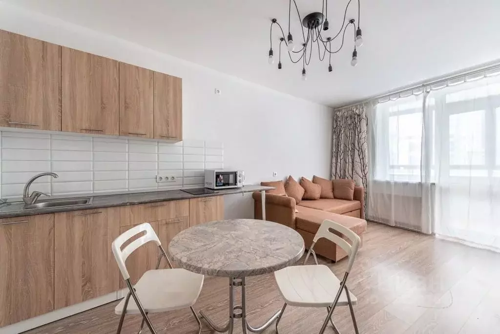 2-к кв. Свердловская область, Екатеринбург ул. Заводская, 75 (38.2 м) - Фото 1