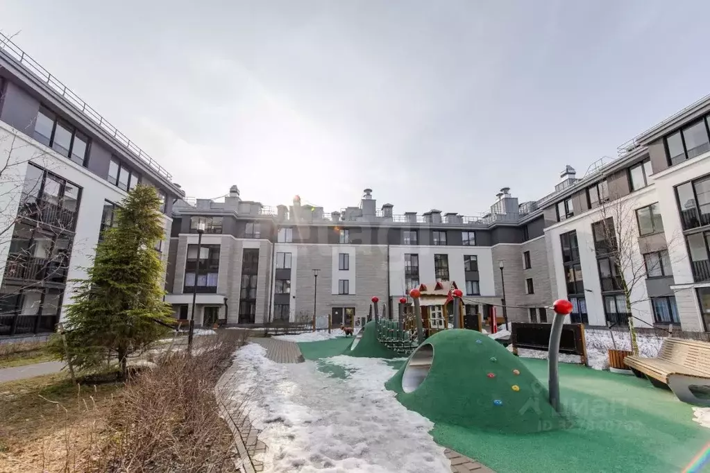 Студия Санкт-Петербург пос. Стрельна, просп. Буденного, 20к1 (24.3 м) - Фото 1