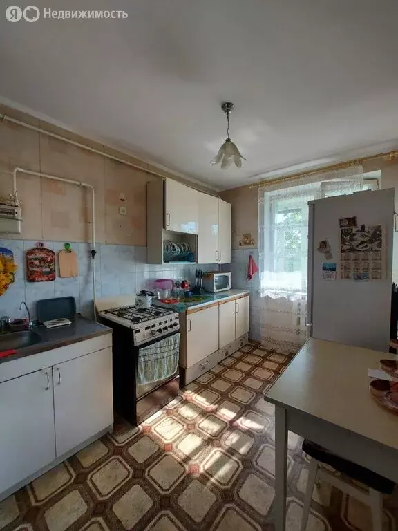 3-комнатная квартира: Петровка, квартал Егудина, 42 (62.4 м) - Фото 0