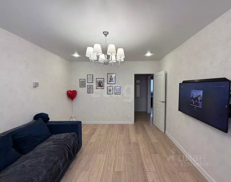 3-к кв. Тульская область, Тула ул. Братьев Жабровых, 9 (64.0 м) - Фото 1