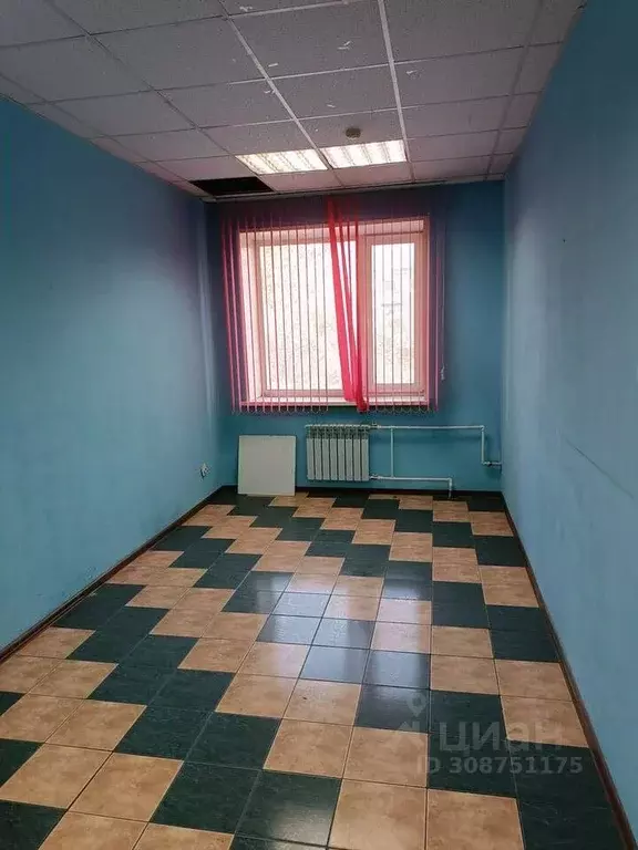 Офис в Хакасия, Черногорск просп. Космонавтов, 35А (50 м) - Фото 0