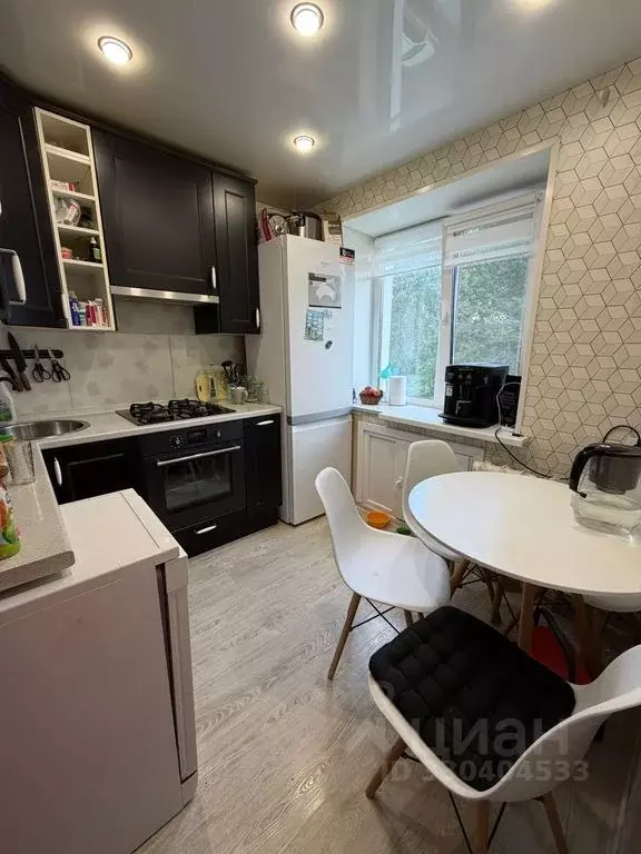 2-к кв. Тверская область, Кимры Коммунистическая ул., 16 (42.2 м) - Фото 1