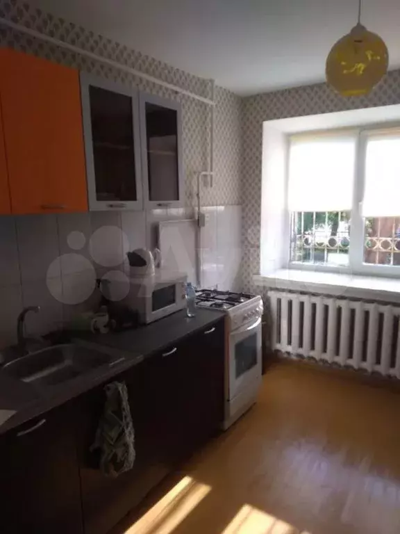 2-к. квартира, 54 м, 1/5 эт. - Фото 0