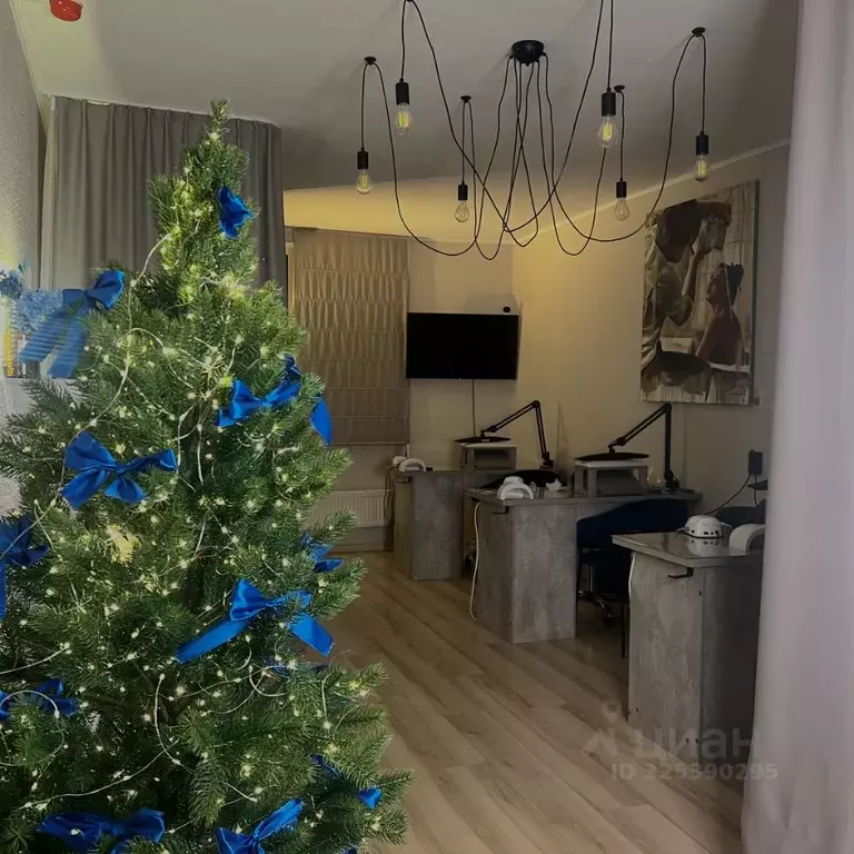 Помещение свободного назначения в Свердловская область, Екатеринбург ... - Фото 1