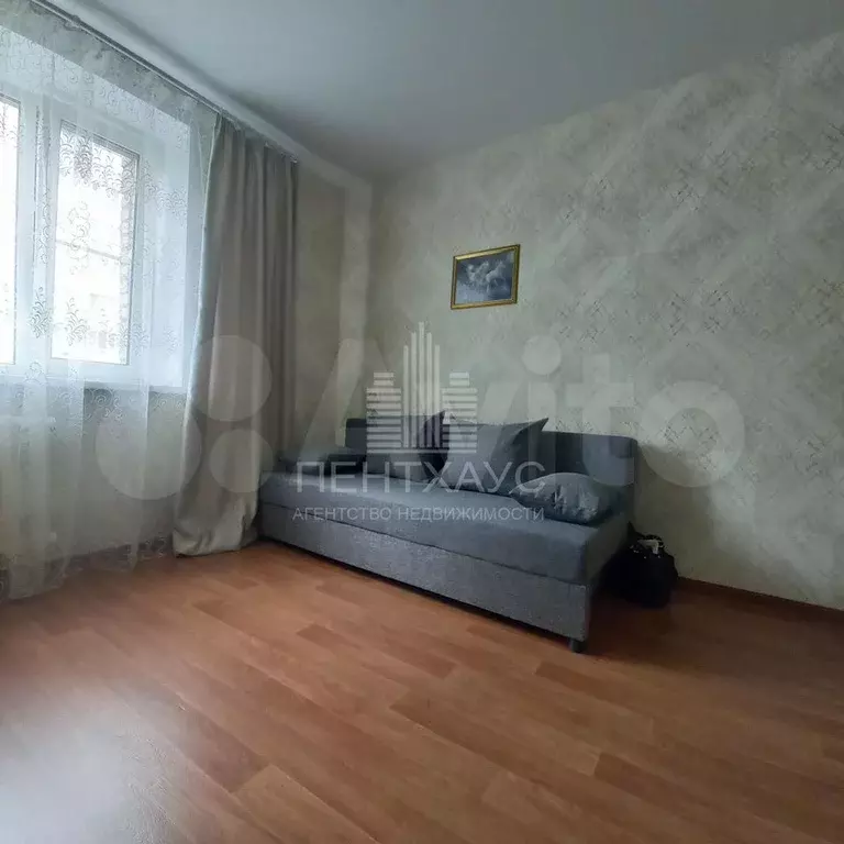 Комната 12 м в 9-к., 2/9 эт. - Фото 1