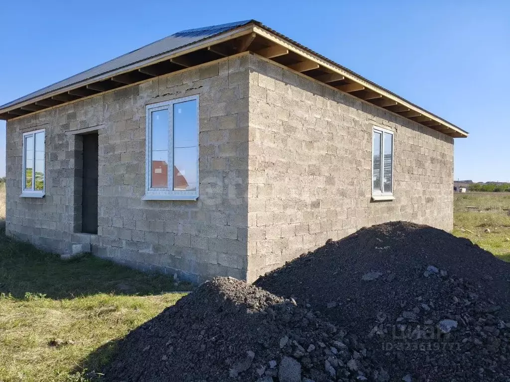 Дом в Краснодарский край, Темрюкский район, Старотитаровское с/пос, ... - Фото 2