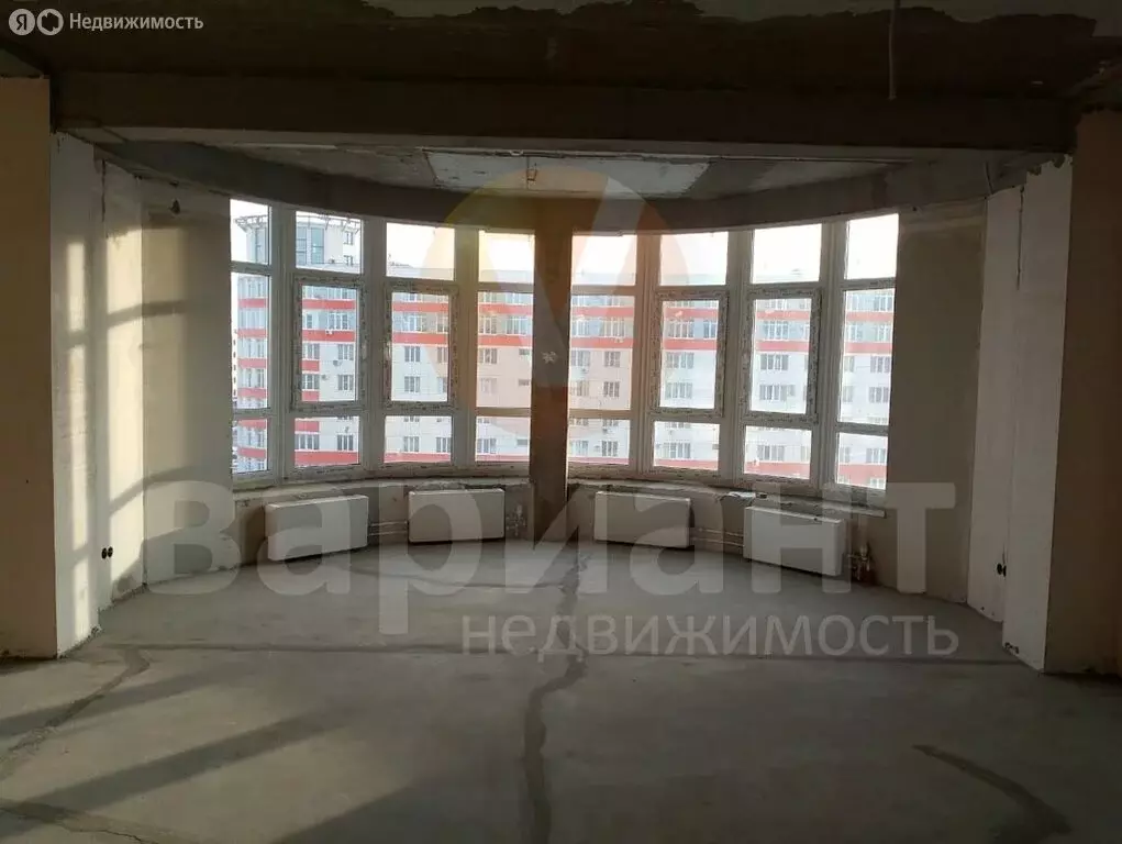 3-комнатная квартира: Омск, улица 10 лет Октября, 43/1 (106 м) - Фото 0