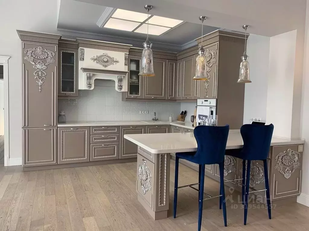 4-к кв. Краснодарский край, Краснодар Пашковская ул., 83 (400.0 м) - Фото 1