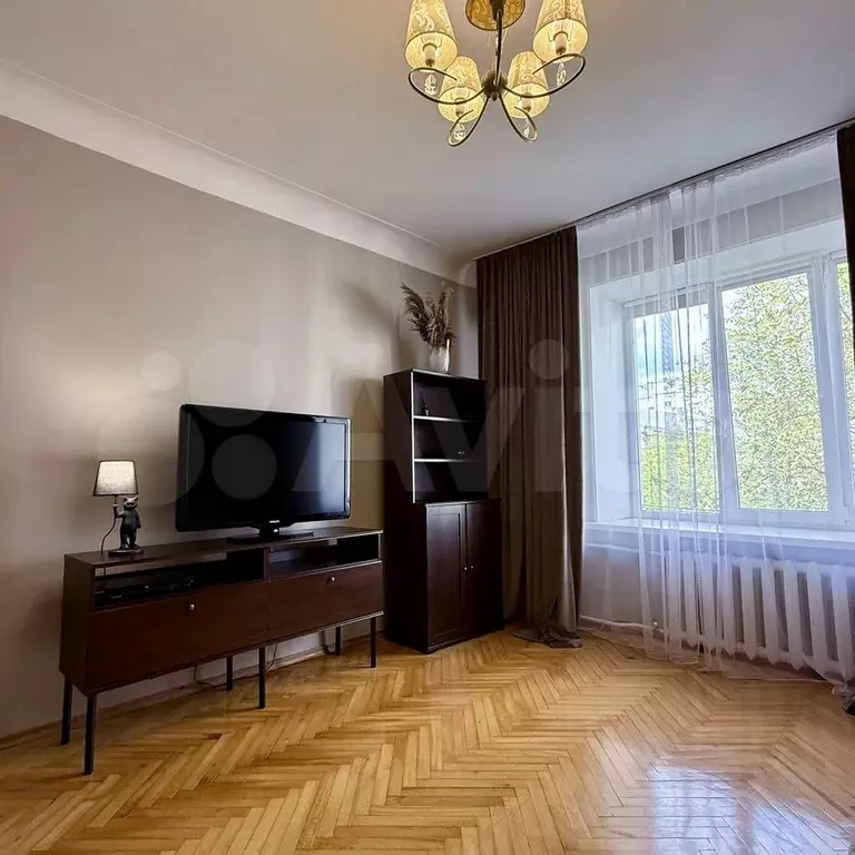 1-к. квартира, 45 м, 4/6 эт. - Фото 1