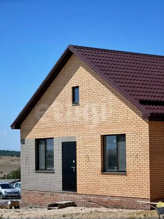 Дом в Калмыкия, Элиста городской округ, пос. Аршан ул. Антрацитовская, ... - Фото 1