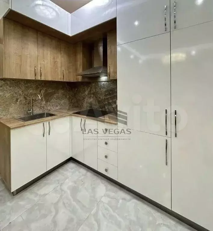 3-к. квартира, 80 м, 5/6 эт. - Фото 0