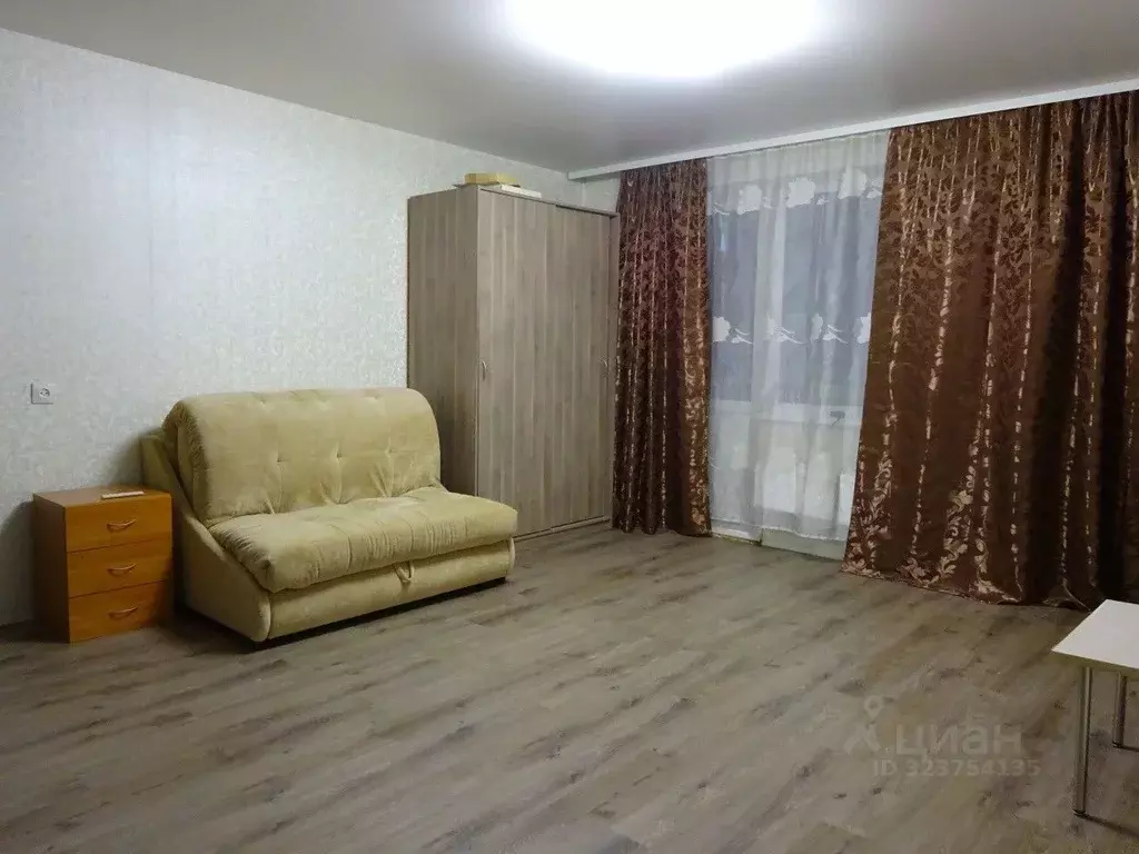 2-к кв. Свердловская область, Екатеринбург ул. Ольховская, 27к1 (44.0 ... - Фото 1