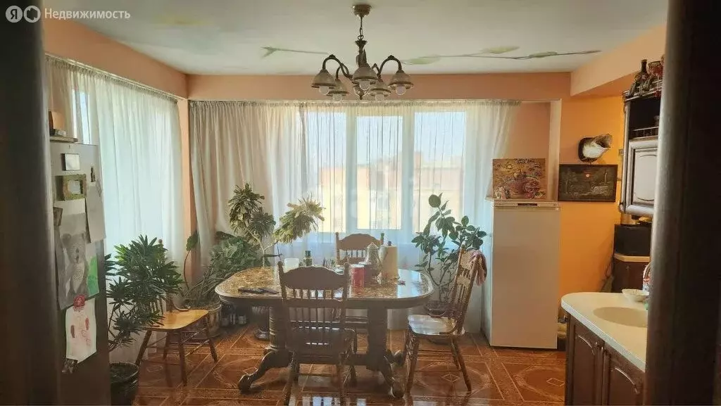 3-комнатная квартира: Новосибирск, улица Орджоникидзе, 47 (116 м) - Фото 1