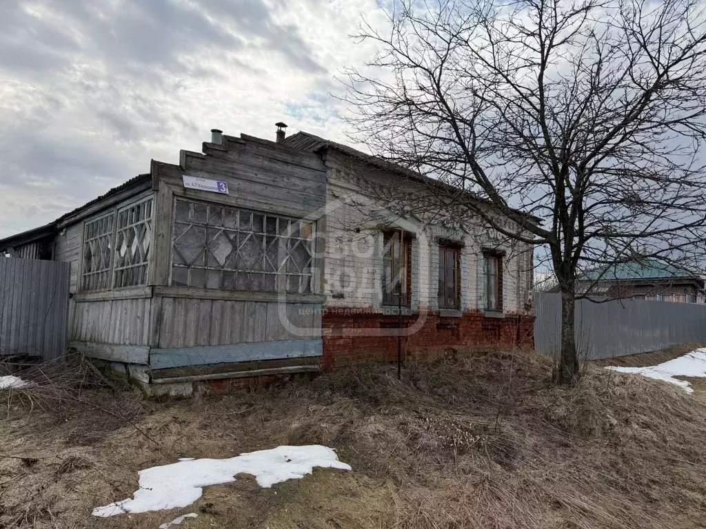 Дом в Рязанская область, Спасский муниципальный округ, с. Деревенское ... - Фото 1