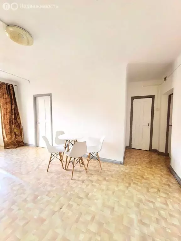 3-комнатная квартира: Хабаровск, улица Карла Маркса, 37 (65.6 м) - Фото 2