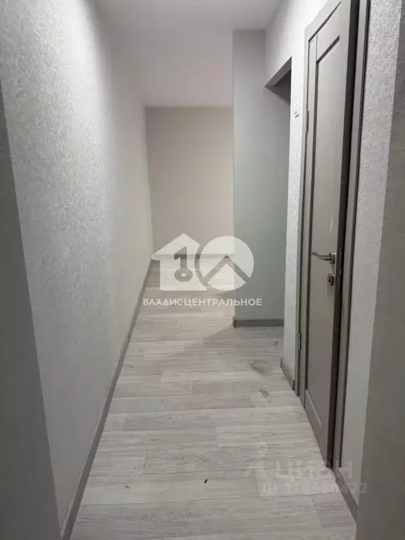 1-к кв. Новосибирская область, Новосибирск ул. Блюхера, 31 (30.0 м) - Фото 0