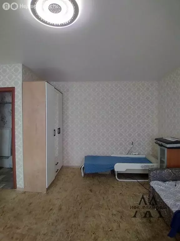 1-комнатная квартира: Полевской, улица Металлургов, 9 (33 м) - Фото 1