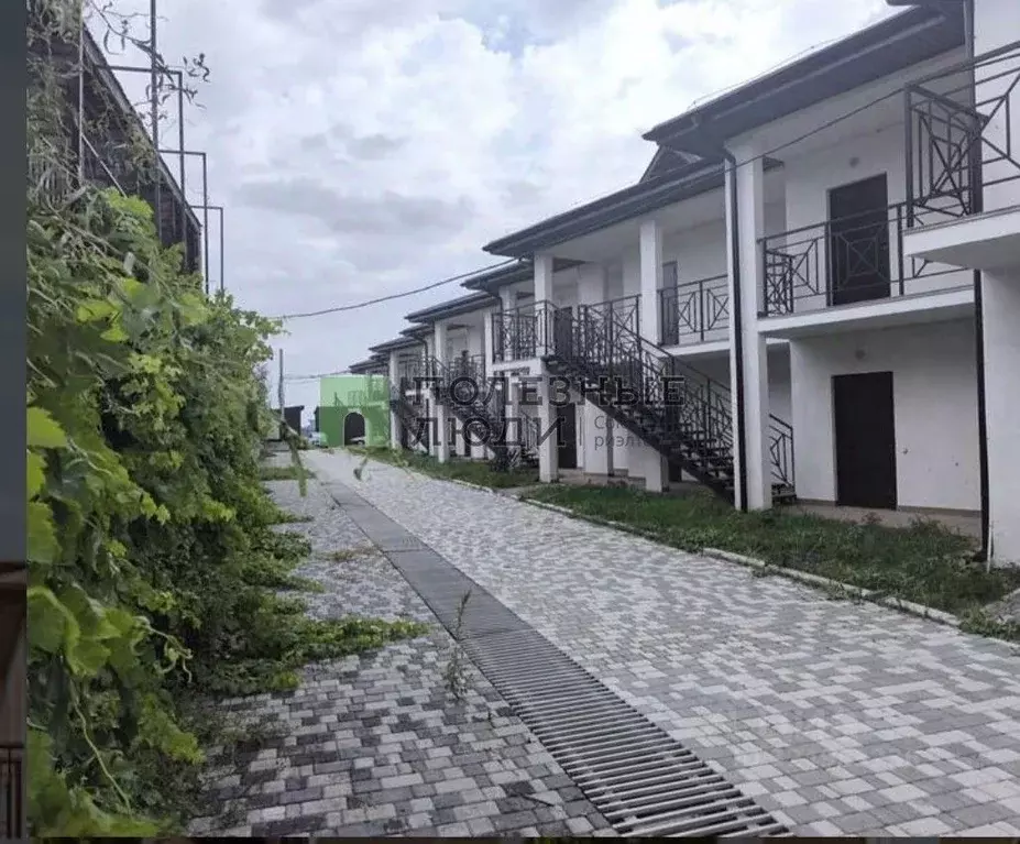 Студия Крым, Черноморский район, с. Межводное ш. Черноморское, 35 ... - Фото 1