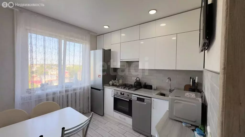 3-комнатная квартира: Ковров, улица Генералова, 12 (63 м) - Фото 0
