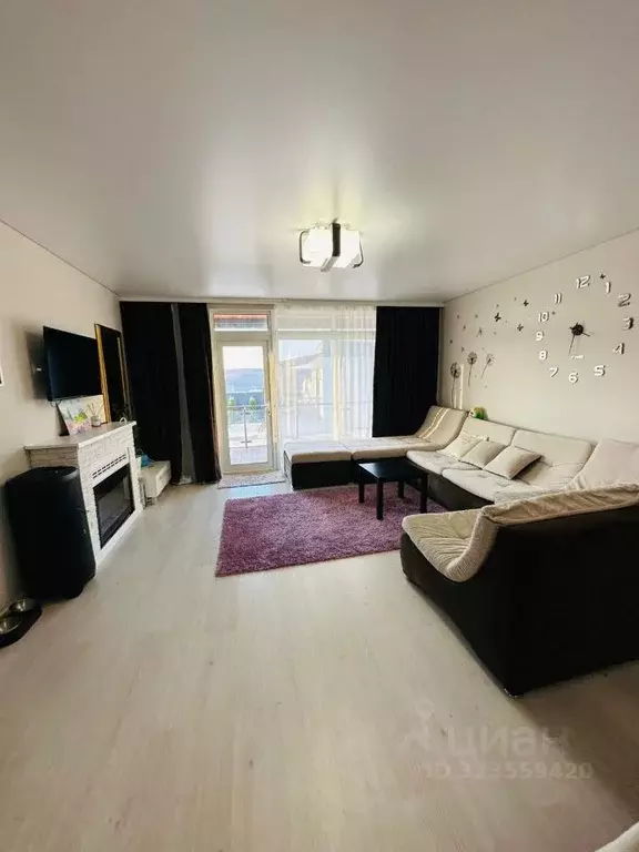 Дом в Краснодарский край, Северский район, Азовское с/пос, Азовская ... - Фото 2