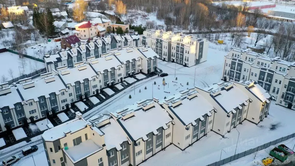 2-к кв. Ленинградская область, Мурино Всеволожский район, Садовая ул., ... - Фото 0